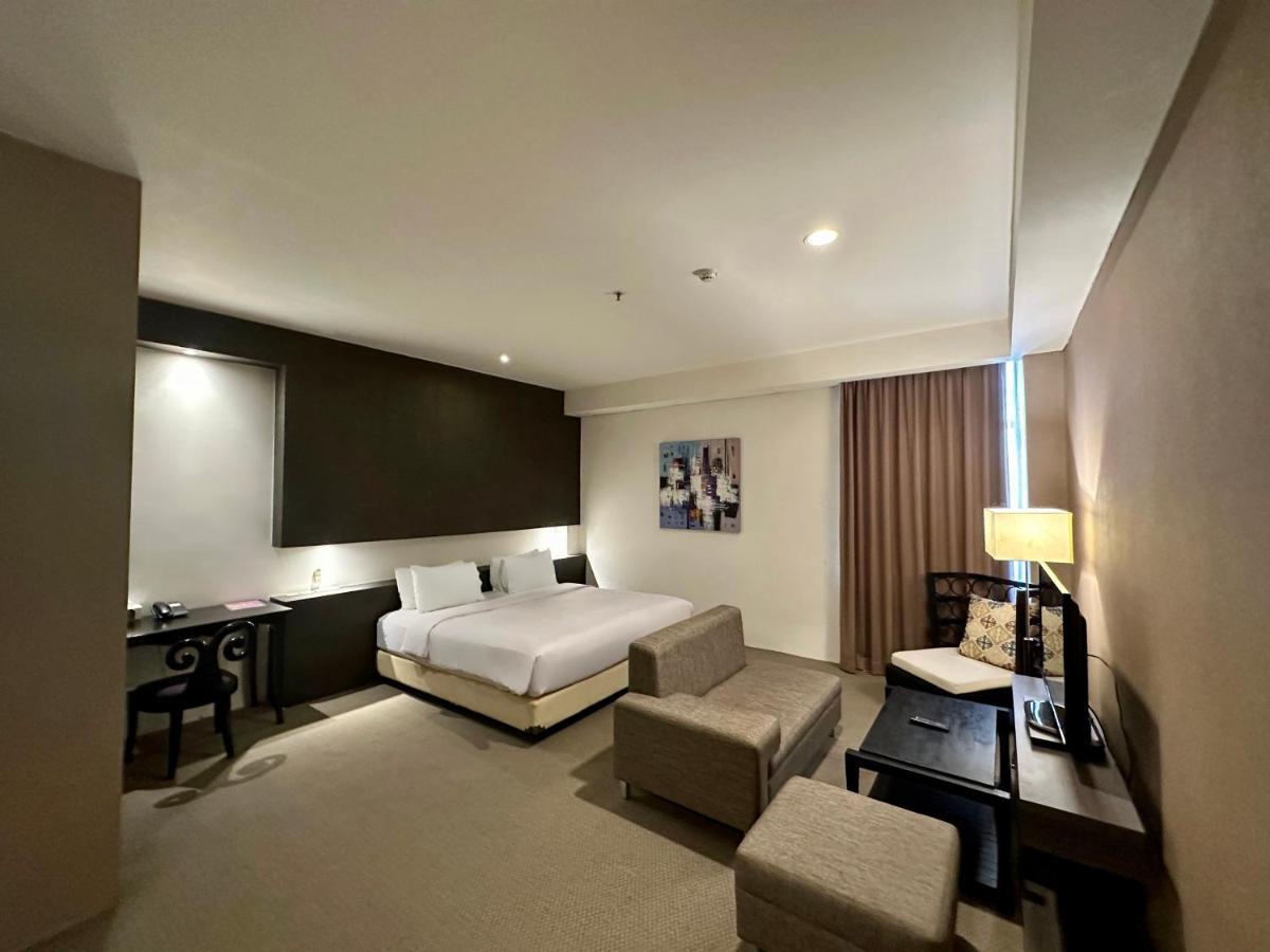 Yasmin Hotel Karawaci Τάνγκερανγκ Εξωτερικό φωτογραφία