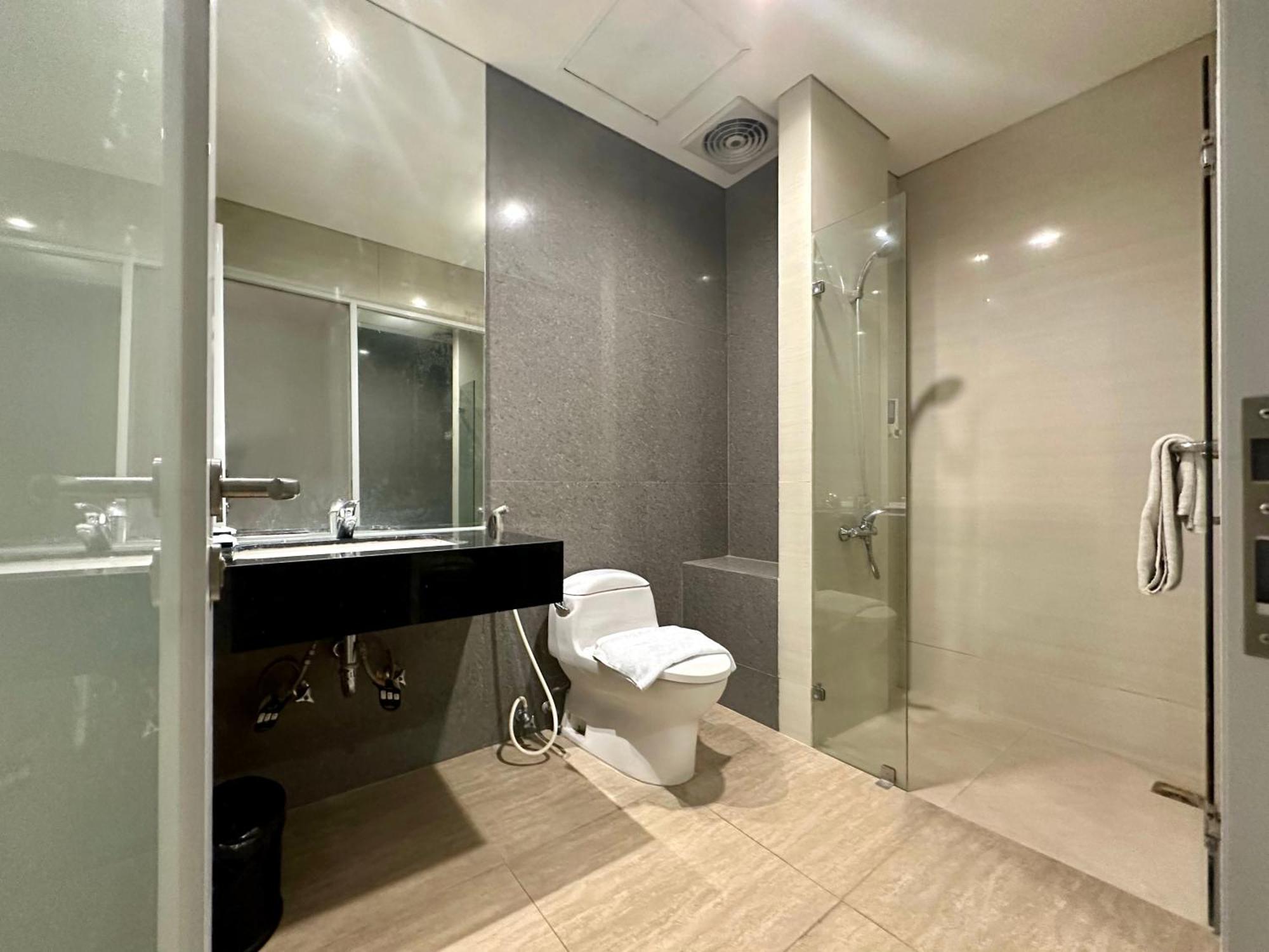 Yasmin Hotel Karawaci Τάνγκερανγκ Εξωτερικό φωτογραφία